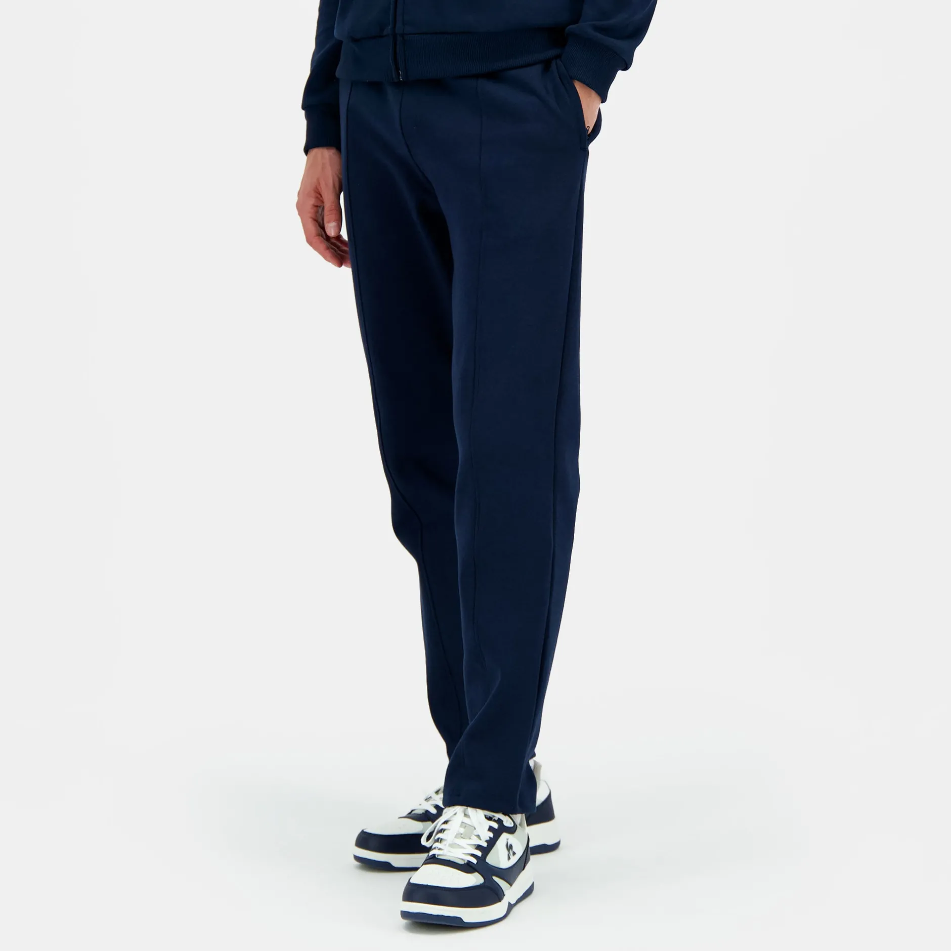 Best Le Coq Sportif Ton sur tonPantalon coupe droite Homme Darkvelvet